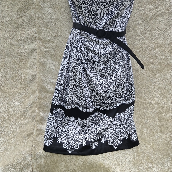 White House Black Market Strapless Black and White Dress - Picture 4 of 11